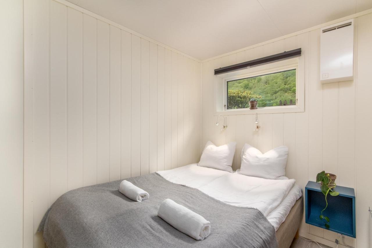 Spacious Two Bedroom Basement Apartment Flåm Kültér fotó